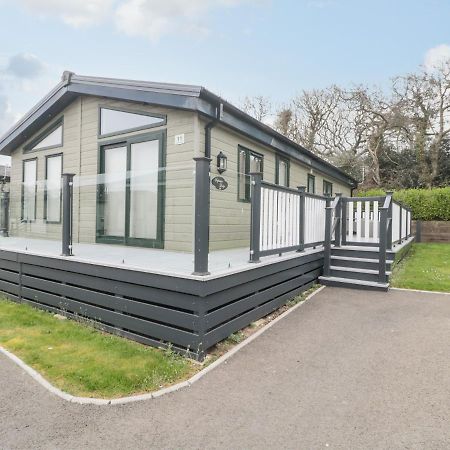 Amethyst Lodge Lymington Kültér fotó
