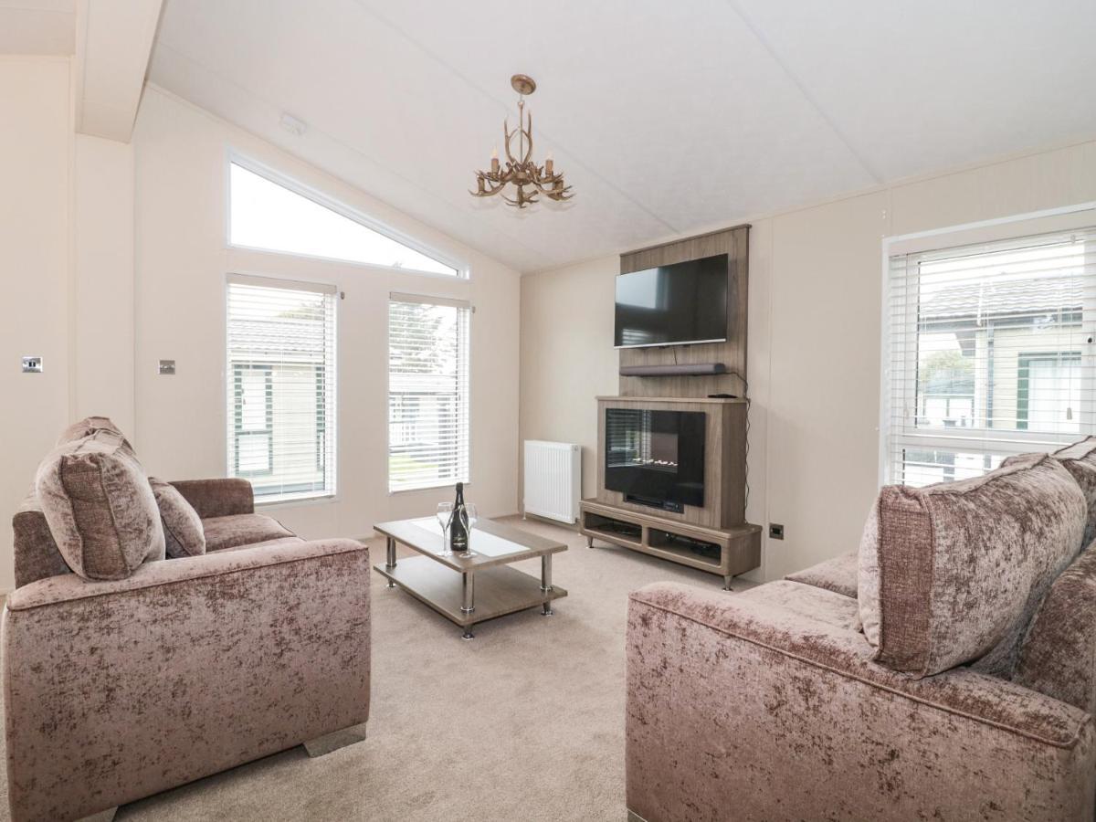 Amethyst Lodge Lymington Kültér fotó
