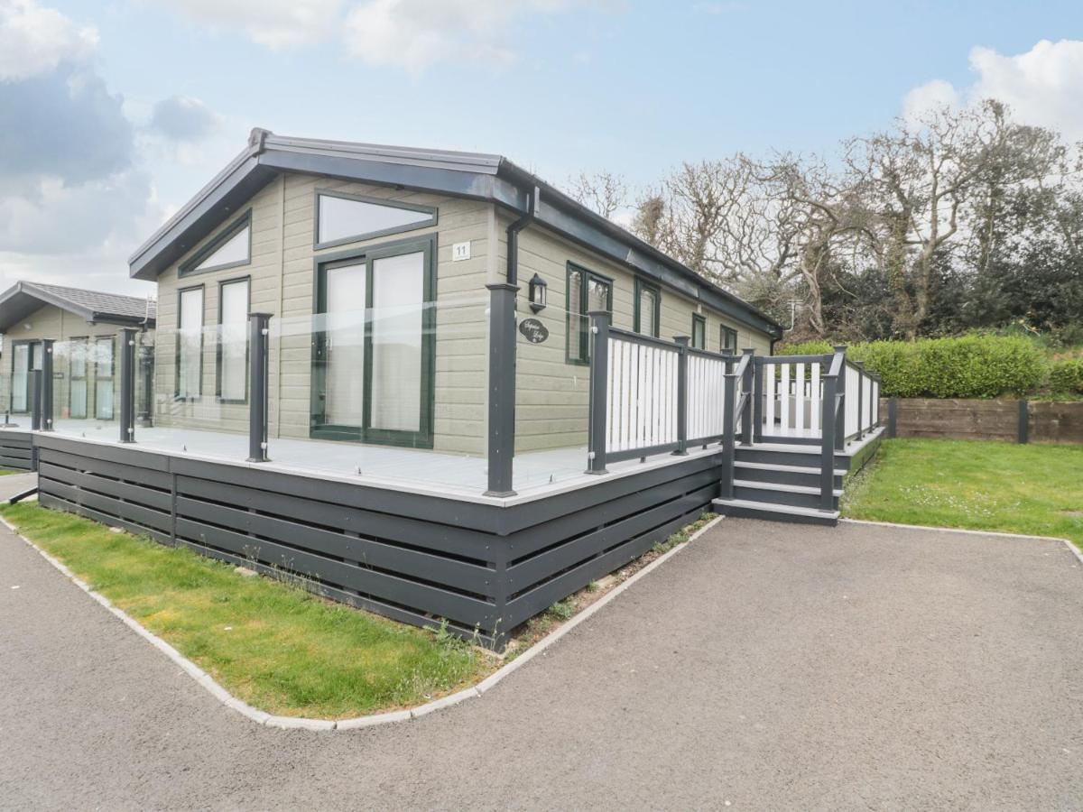 Amethyst Lodge Lymington Kültér fotó