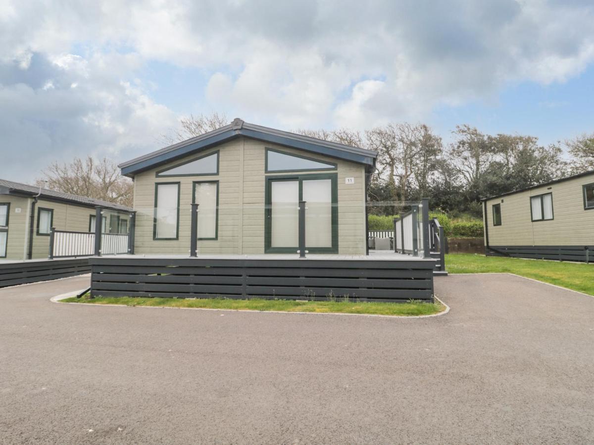 Amethyst Lodge Lymington Kültér fotó