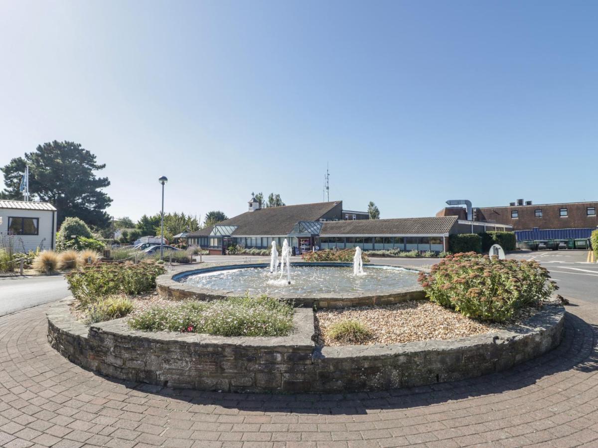 Amethyst Lodge Lymington Kültér fotó